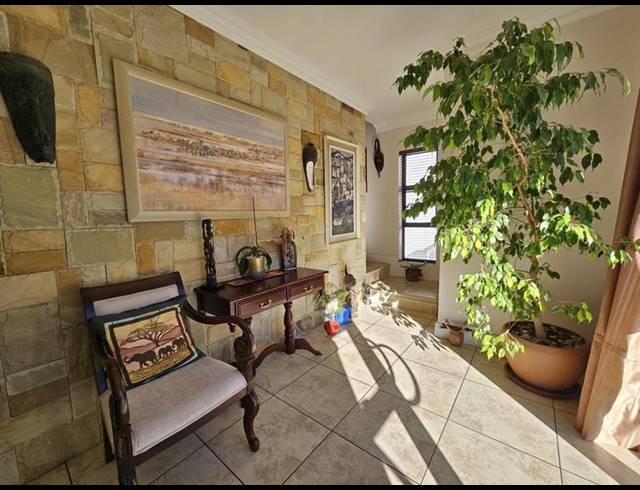 3 BEDROOM HOUSE FOR SALE IN SHELLY POINT